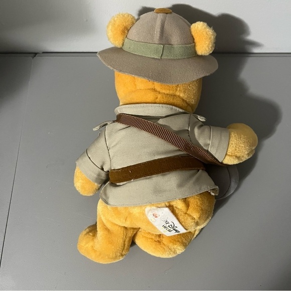 3/25$(Mix) Vintage Winnie The Pooh Animal Kingdom Walt Disney World 10" - Picture 12 of 13